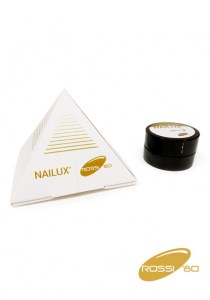 gel-unghie-matt-3-allergie-unghie-anallergico-piramide-barattolo-nailux-rossi80-429x611